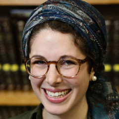 Leah Sarna Thumbnail